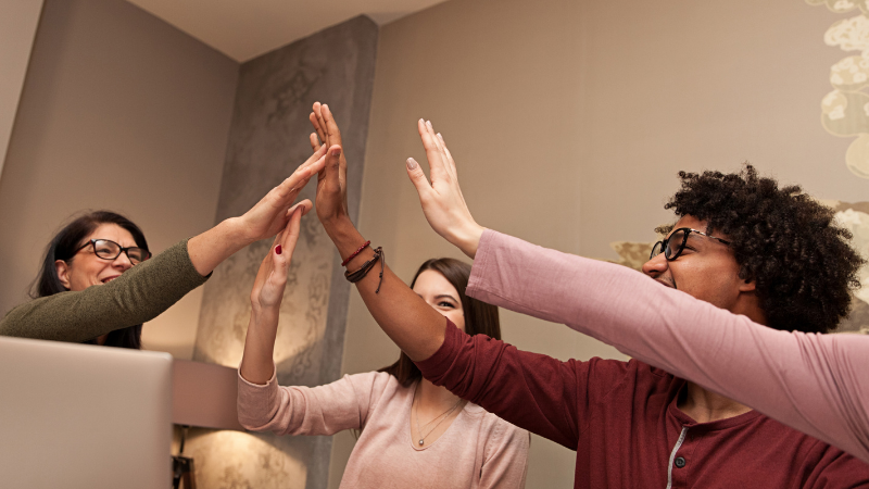 Trao quyền và phát triển đội ngũ (Team Empowerment)