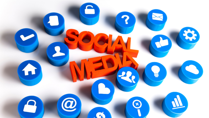 Các nhóm điểm chạm khách hàng tiêu biểu của doanh nghiệp - Social